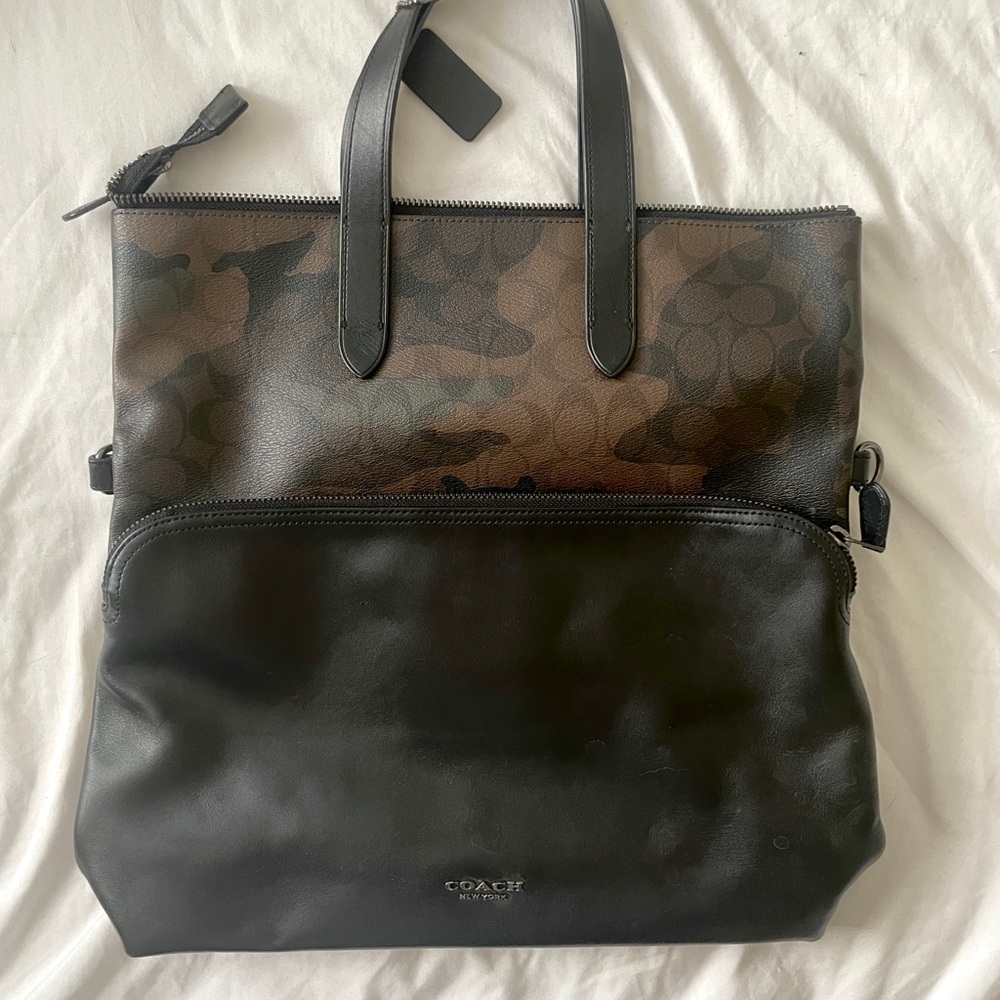 【Coach 】Graham Foldover Tote in Signature Canvas with Camo Print